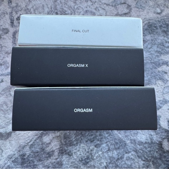 Nars Bundle of Blushes, Eyeshadow Palettes, Eyeshadow Sticks, Bags EUC - Picture 4 of 16